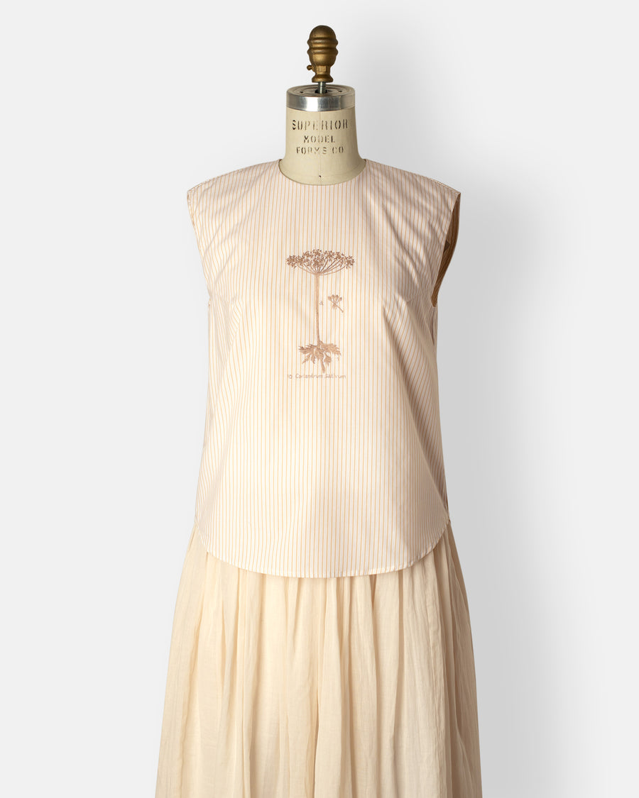 sleeveless top with hand embroidery