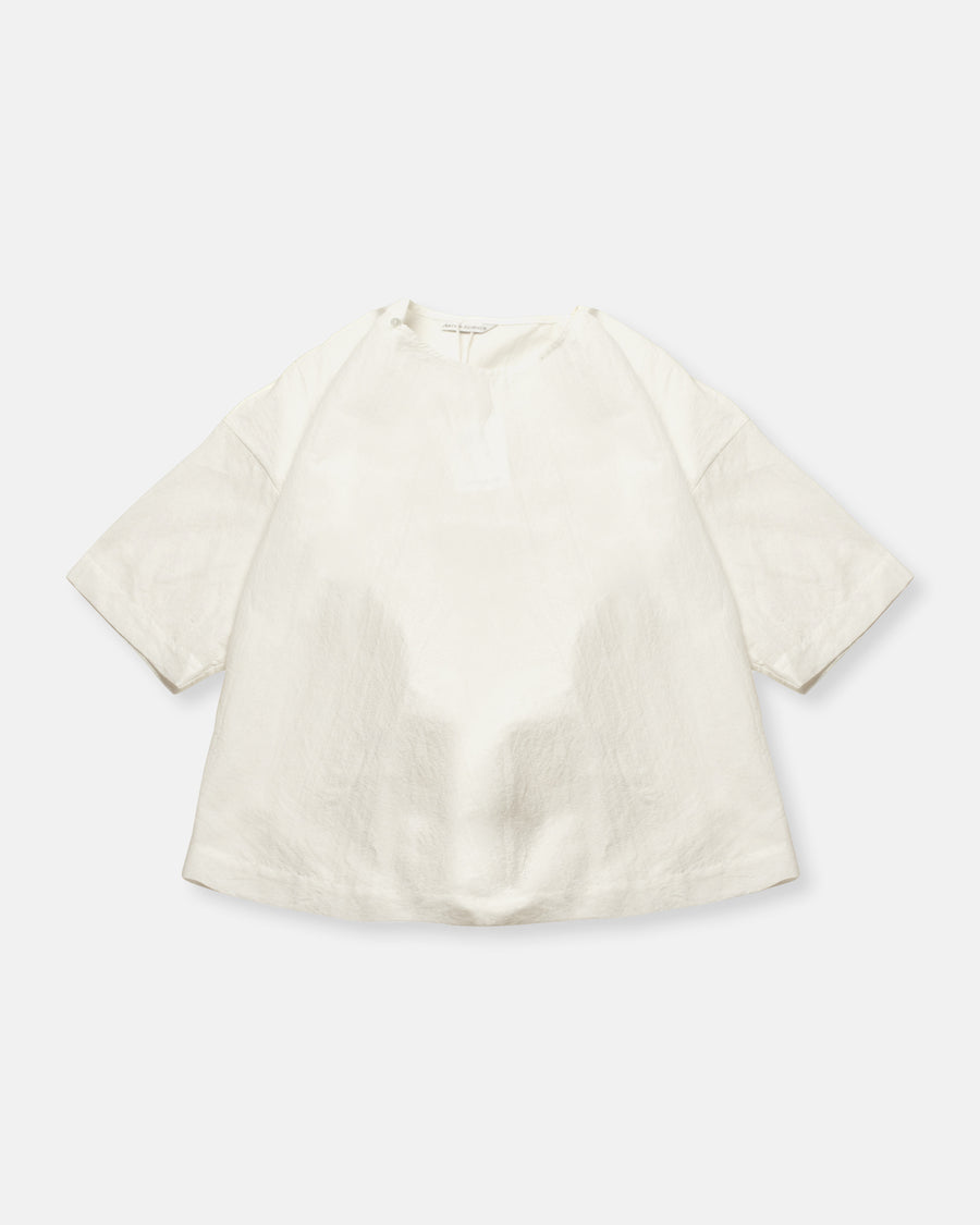 shoulder button woven tee