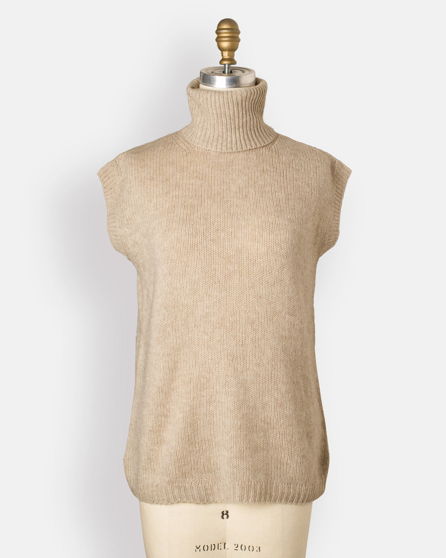 mole sleeveless turtleneck